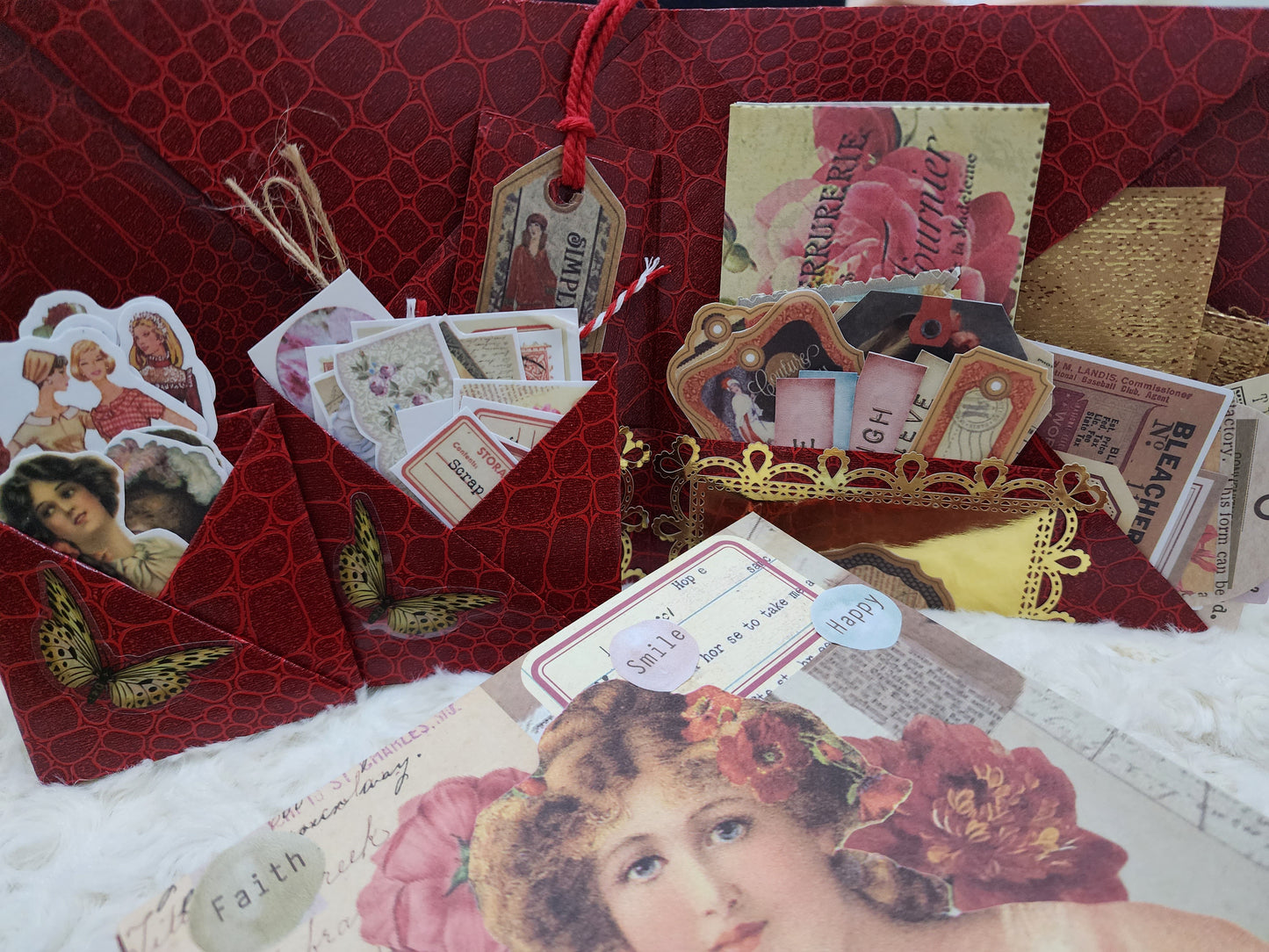 Red/Maroon Leather Design Vintage Journal Gift Set