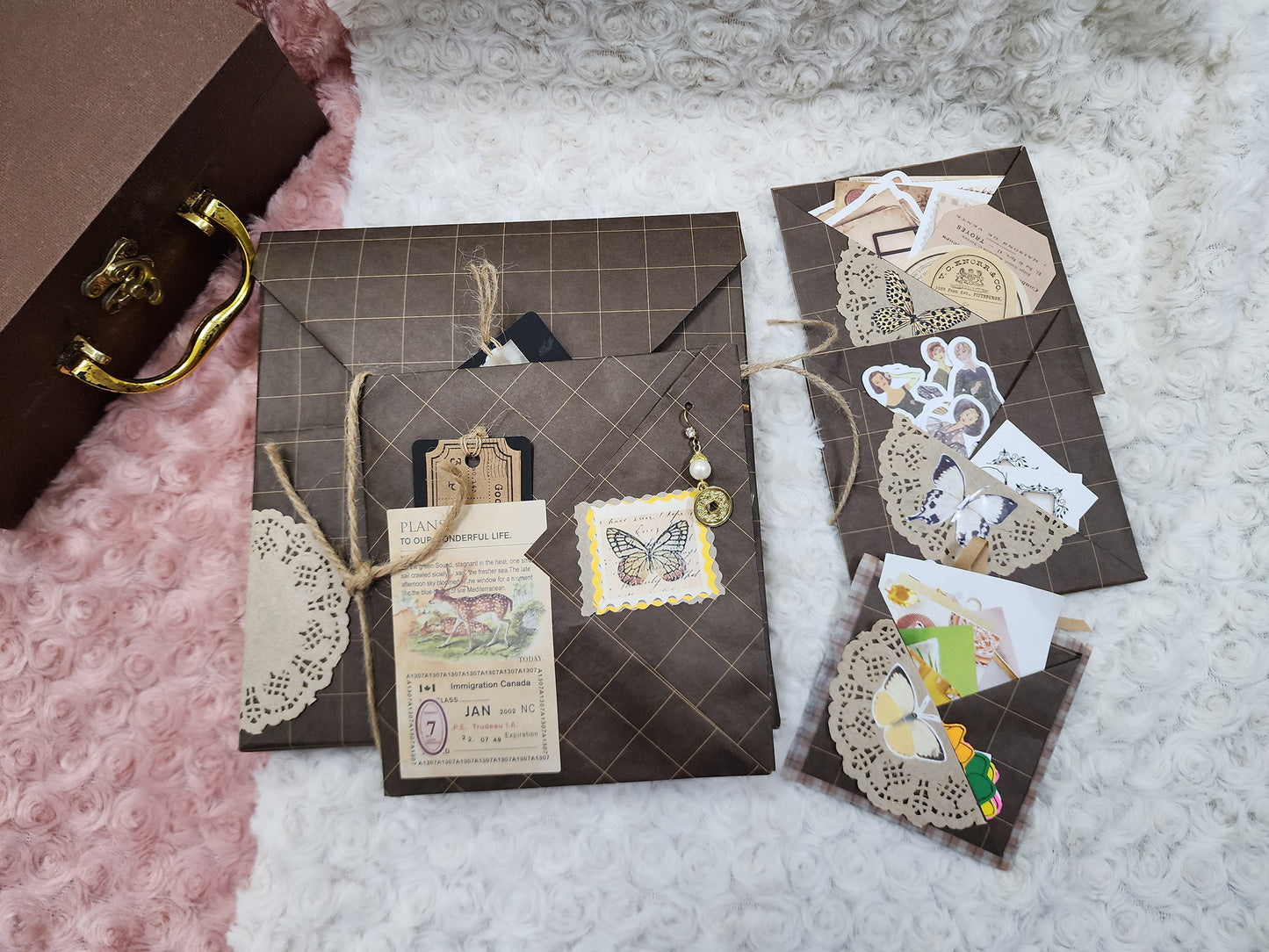 Handmade Vintage Themed Journal Kit Gift Pocket Set, Insert, Folding, Folio, Craft Kit, Ephemera